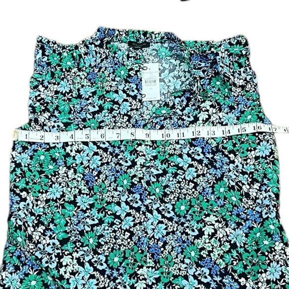 NWT Ann Taylor Floral Flutter Sleeve Dress, Size XS - Picture 6 of 8